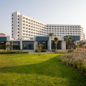 Ajman Hotel